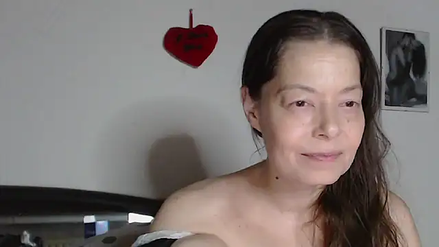 SexySarah177 online show from April 5, 8:28 pm