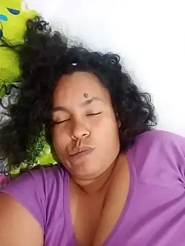 Snapshot of Viviana_h chatting on November 16, 1:33 am Viviana h online show from November 16, 1:33 am