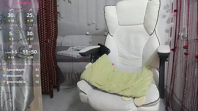 KateCondon online show from November 25, 1:44 pm