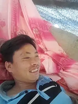 LongPhan003 online show from October 14, 2:56 am