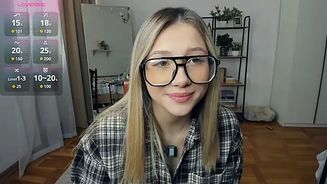 Snapshot of FaaBinaa chatting on March 16, 8:07 am FaaBinaa online show from March 16, 8:07 am