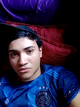 Snapshot of novinho_safado__ chatting on January 31, 8:07 pm novinho safado online show from January 31, 8:07 pm