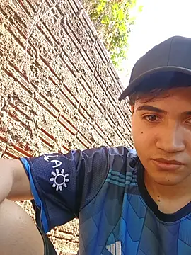 Snapshot of novinho_safado__ chatting on February 28, 6:09 pm novinho safado online show from February 28, 6:09 pm