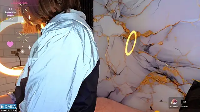 nena cupcake  online show from November 19, 11:10 am