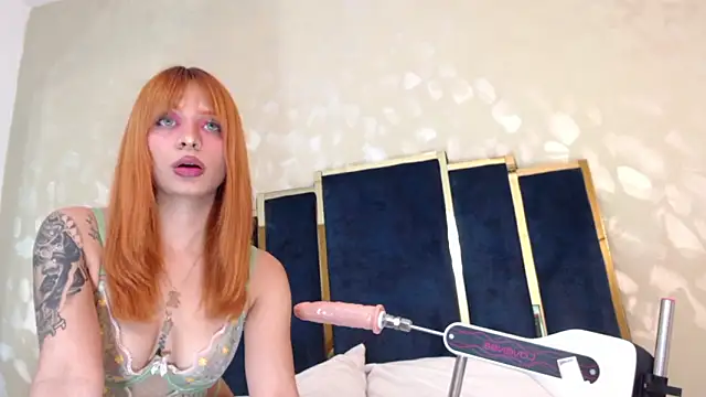 skinnyoranges online show from March 28, 9:36 pm