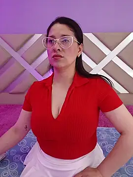 Alana steel 1 online show from November 13, 12:15 pm