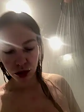 Chloemillerrxx online show from January 6, 8:45 pm