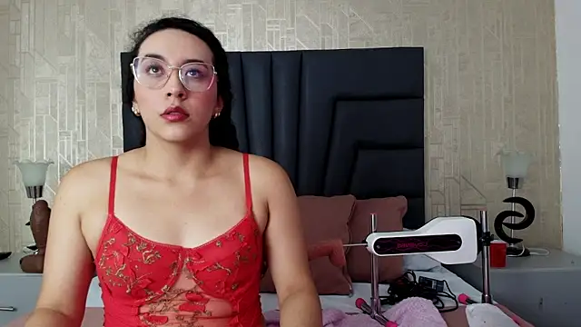 alehia cute online show from January 9, 10:00 pm