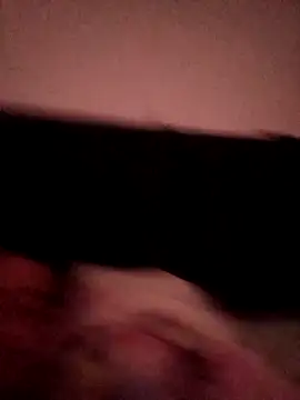 Snapshot of Ffeenniizz chatting on April 16, 3:40 am Ffeenniizz online show from April 16, 3:40 am