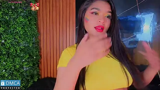Snapshot of leidy_morales_ chatting on June 17, 11:01 am leidy morales online show from June 17, 11:01 am