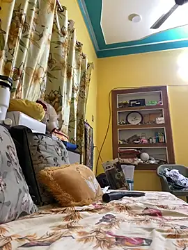 Johncockhot13690 online show from April 14, 7:53 pm