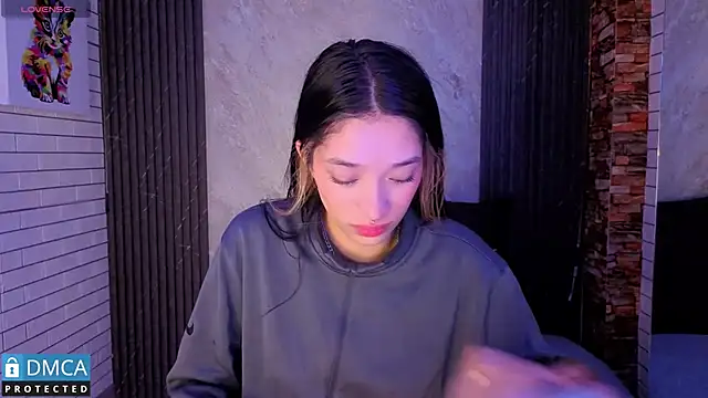 stepha   online show from February 9, 11:14 am