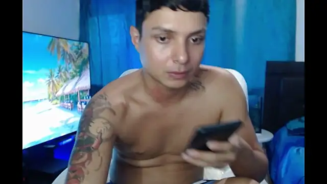 Snapshot of Elian_jankson chatting on October 18, 10:32 pm Elian jankson online show from October 18, 10:32 pm