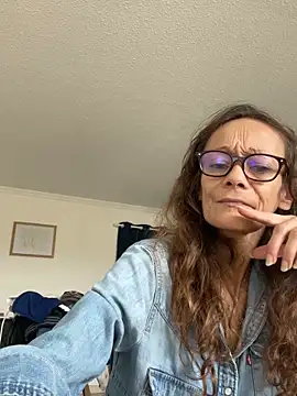 Chris06d22xh online show from September 14, 1:10 pm