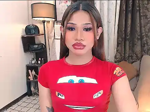 Snapshot of asianlatina69 chatting on December 2, 10:42 am asianlatina69 online show from December 2, 10:42 am