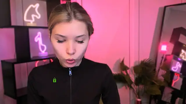 lily morty online show from December 1, 7:19 pm