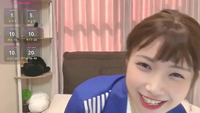 Ruu-chaaan online show from October 23, 4:01 am