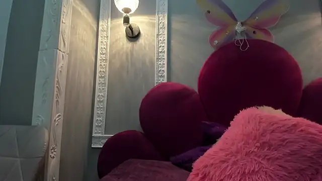 Saammy 17 online show from November 12, 8:30 pm