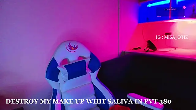 Melissa Adamsx online show from October 8, 11:30 am