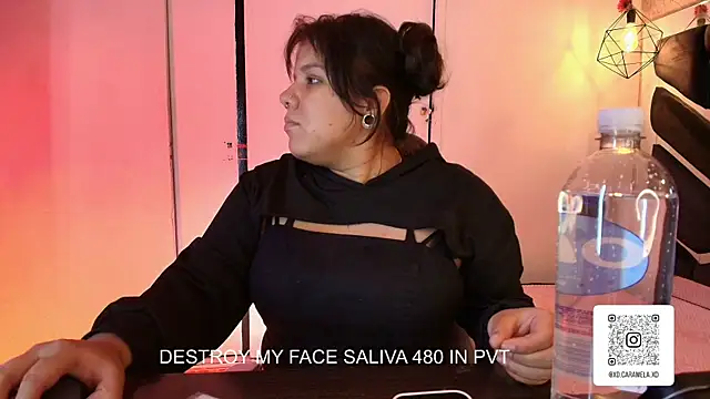Snapshot of Melissa_Adamsx chatting on May 1, 6:56 pm Melissa Adamsx online show from May 1, 6:56 pm
