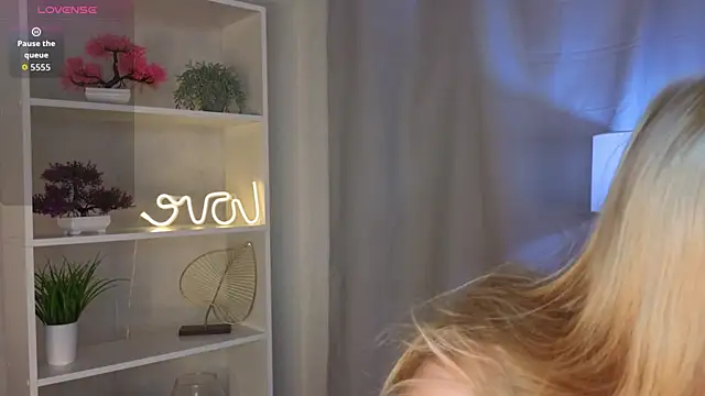 JaymieVigen online show from September 21, 3:08 am