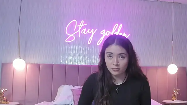 HANNA BASTIAN VC online show from November 22, 2:27 pm