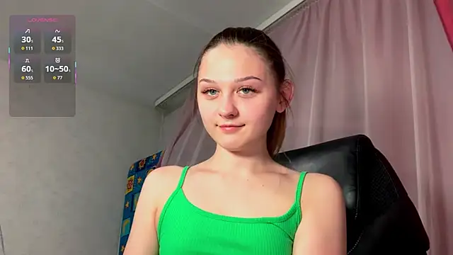 Snapshot of Smoke_mama chatting on October 12, 3:11 pm Smoke mama online show from October 12, 3:11 pm