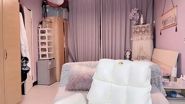 Y2Luvk online show from September 10, 8:53 pm