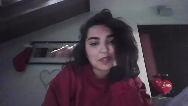 Snapshot of LadySophia03 chatting on January 14, 3:39 pm LadySophia03 online show from January 14, 3:39 pm