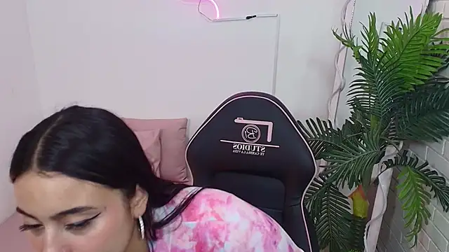 Darling tay online show from October 1, 3:01 am