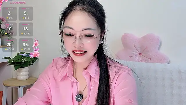 Snapshot of Hua_Hua_0 chatting on September 14, 6:12 am Hua Hua 0 online show from September 14, 6:12 am