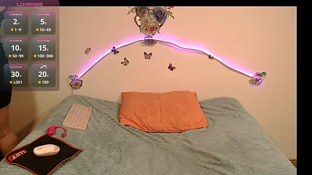 angelyxs online show from September 19, 5:24 pm