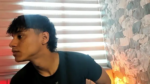 ZYZZ1312 online show from March 4, 6:58 pm