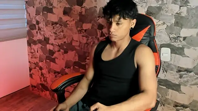 Snapshot of ZYZZ1312 chatting on July 20, 10:45 pm ZYZZ1312 online show from July 20, 10:45 pm