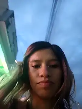 Snapshot of Sofiia_cute_ chatting on February 13, 11:23 pm Sofiia cute online show from February 13, 11:23 pm