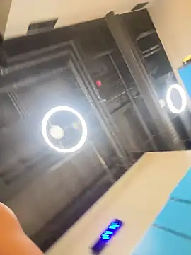 Snapshot of mrredcorn chatting on May 27, 6:16 pm mrredcorn online show from May 27, 6:16 pm
