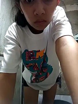 Snapshot of Sweet-Beerry chatting on September 8, 7:13 pm Sweet-Beerry online show from September 8, 7:13 pm