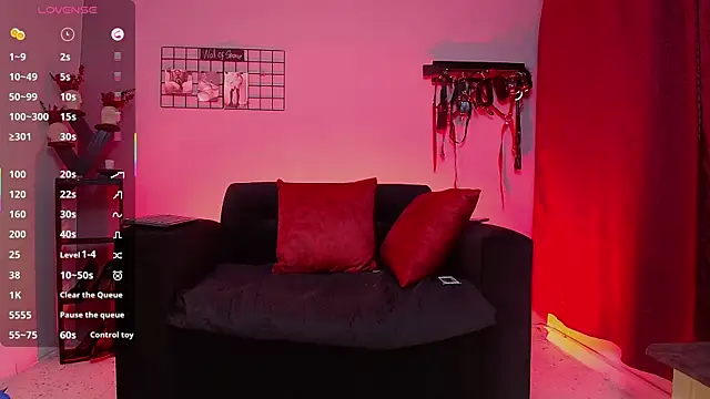 JulietthNoir online show from September 29, 6:13 pm