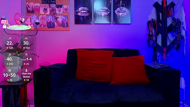 JulietthNoir online show from October 5, 1:26 am