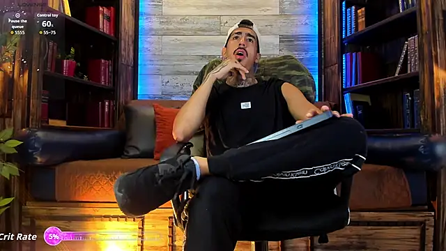 Snapshot of Donovan_Desmond chatting on February 1, 5:17 am Donovan Desmond online show from February 1, 5:17 am