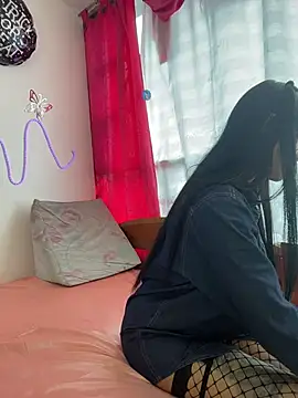 Snapshot of eve_linn99 chatting on October 19, 5:46 pm eve linn99 online show from October 19, 5:46 pm