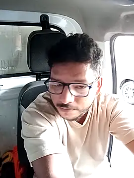 hendy692 online show from March 11, 4:57 pm