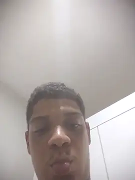 Snapshot of CadencedMimesis chatting on February 16, 7:26 am CadencedMimesis online show from February 16, 7:26 am