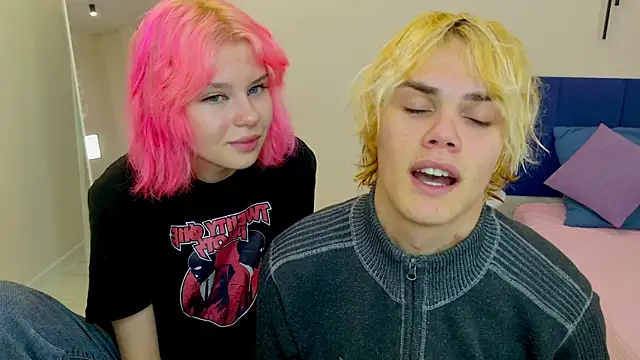 Bonnie And C1yde online show from October 18, 5:03 pm