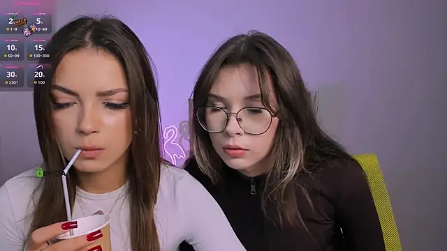 Snapshot of rose_style chatting on September 16, 7:26 pm rose style online show from September 16, 7:26 pm