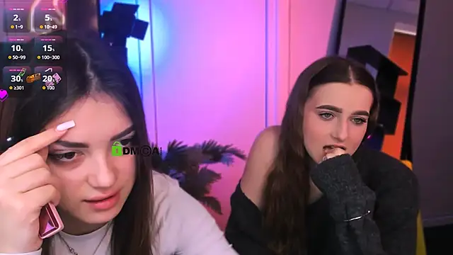 Snapshot of rose_style chatting on December 15, 12:31 pm rose style online show from December 15, 12:31 pm