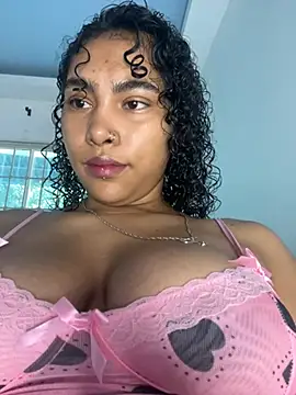 SophieD online show from April 16, 1:01 pm