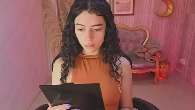 Snapshot of valkiria_ardent_s chatting on February 18, 12:56 pm valkiria ardent s online show from February 18, 12:56 pm