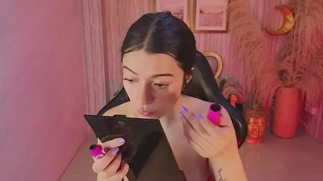 Snapshot of valkiria_ardent_s chatting on February 26, 12:59 pm valkiria ardent s online show from February 26, 12:59 pm