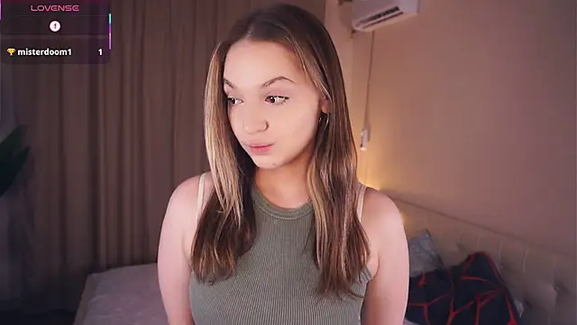 Snapshot of NguyetHankey chatting on December 22, 6:10 am NguyetHankey online show from December 22, 6:10 am